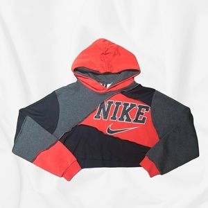FRANKIE COLLECTIVE Rework Nike Patchwork Crop Sweatshirt (NWOT)￨Size Medium